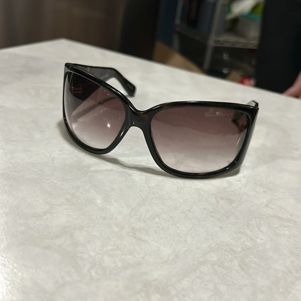 Marc Jacob’s wraparound sunglasses